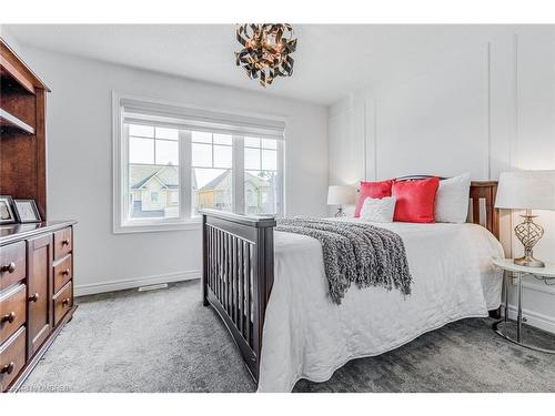 3301 Stalybridge Drive, Oakville, ON - Indoor Photo Showing Bedroom