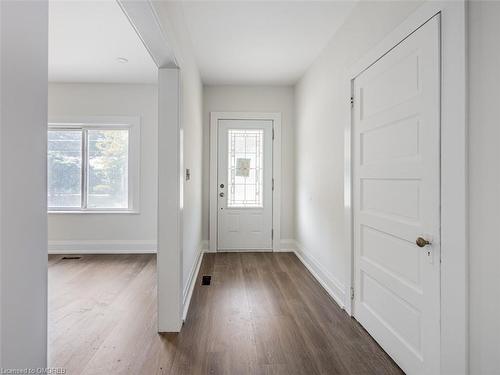 1842 Balsam Avenue, Mississauga, ON - Indoor Photo Showing Other Room