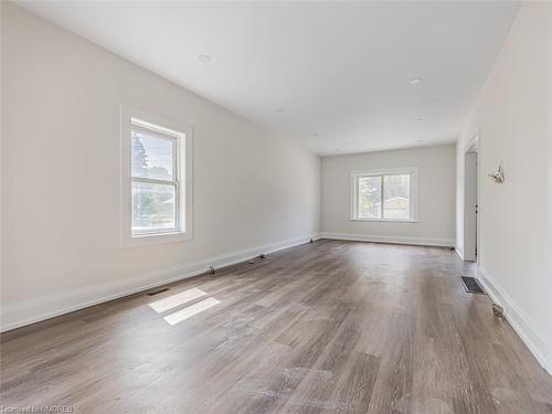 1842 Balsam Avenue, Mississauga, ON - Indoor Photo Showing Other Room