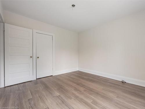 1842 Balsam Avenue, Mississauga, ON - Indoor Photo Showing Other Room