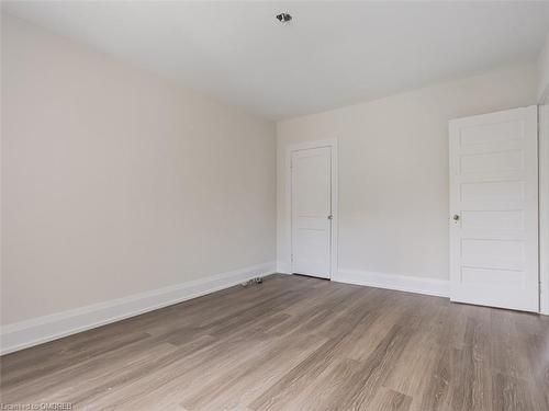 1842 Balsam Avenue, Mississauga, ON - Indoor Photo Showing Other Room