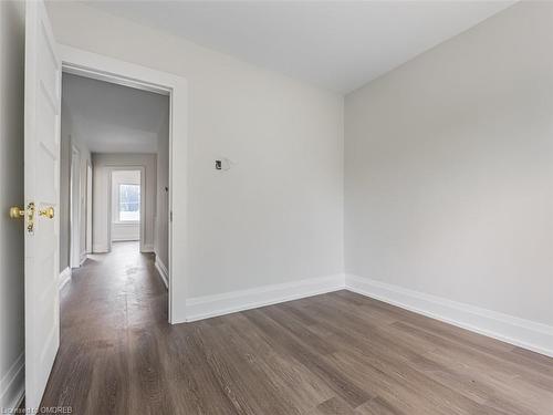 1842 Balsam Avenue, Mississauga, ON - Indoor Photo Showing Other Room