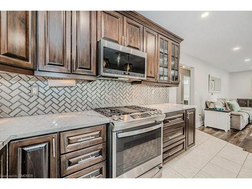 58 Dublin Drive, Hamilton, ON - Indoor Photo Showing Kitchen