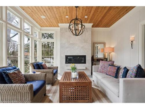 53 Dunn Street, Oakville, ON - Indoor Photo Showing Living Room With Fireplace