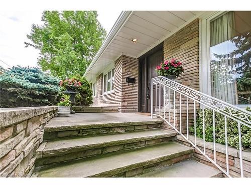 1520 Camelford Road, Mississauga, ON 