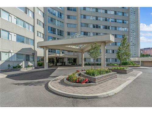 203-3700 Kaneff Crescent, Mississauga, ON - Outdoor With Facade