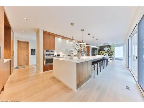 421 Randall Street, Oakville, ON - Indoor Photo Showing Kitchen With Upgraded Kitchen