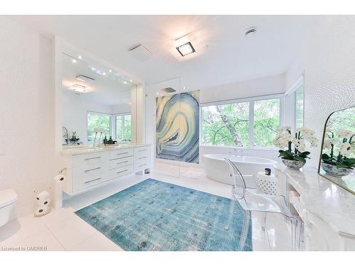 421 Randall Street, Oakville, ON - Indoor Photo Showing Bathroom