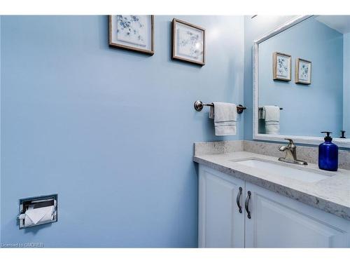 1380 Merrybrook Lane, Oakville, ON - Indoor Photo Showing Bathroom