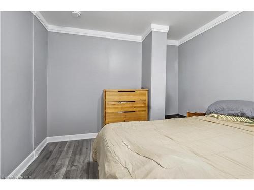 14 Manning Street, St. Catharines, ON - Indoor Photo Showing Bedroom