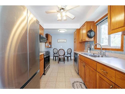 171 Simmons Boulevard, Brampton, ON - Indoor Photo Showing Kitchen With Double Sink