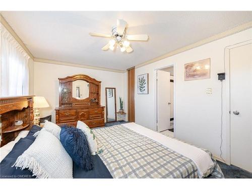 171 Simmons Boulevard, Brampton, ON - Indoor Photo Showing Bedroom