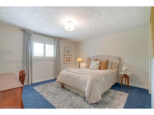 3219 New Street, Burlington, ON - Indoor Photo Showing Bedroom