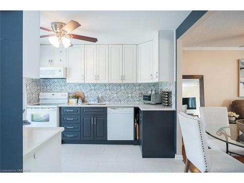 110 Kingham Road, Acton, ON - Indoor Photo Showing Kitchen