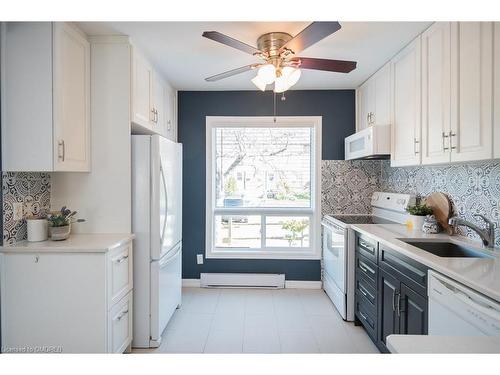 110 Kingham Road, Acton, ON - Indoor Photo Showing Kitchen