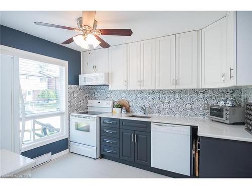 110 Kingham Road, Acton, ON - Indoor Photo Showing Kitchen