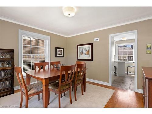 304 Reynolds Street, Oakville, ON - Indoor Photo Showing Dining Room