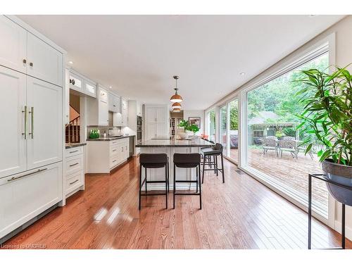 1440 Indian Grove, Mississauga, ON - Indoor Photo Showing Kitchen