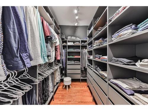 1440 Indian Grove, Mississauga, ON - Indoor With Storage