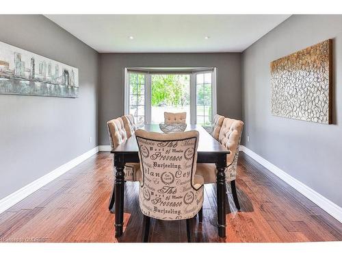 1368 Outlook Terrace, Oakville, ON - Indoor Photo Showing Dining Room