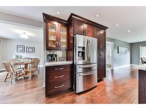 1368 Outlook Terrace, Oakville, ON - Indoor Photo Showing Kitchen