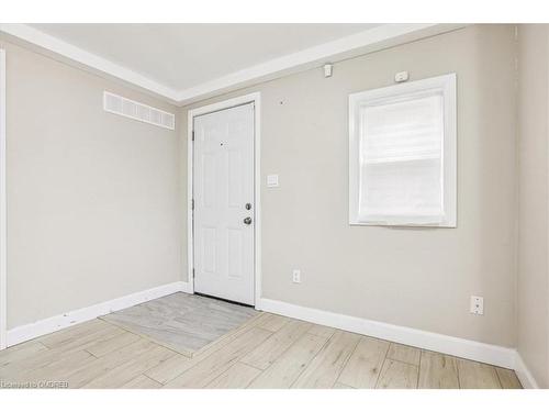 19 Bailey Street, St. Catharines, ON - Indoor Photo Showing Other Room