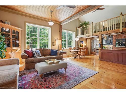 1553 Brock Road, Strabane, ON - Indoor Photo Showing Living Room