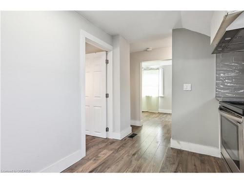 19 Seneca Street, St. Catharines, ON - Indoor Photo Showing Other Room