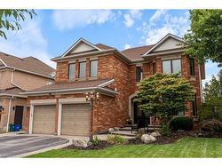 2576 Armour Crescent  Burlington, ON L7M 4T3