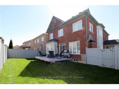 2 Ross Shiner Lane, Stouffville, ON - Outdoor