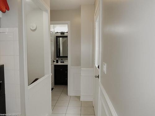 17 Oceanic Drive, Hamilton, ON - Indoor Photo Showing Other Room