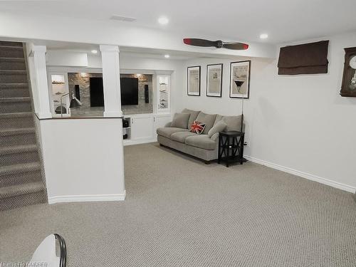 17 Oceanic Drive, Hamilton, ON - Indoor