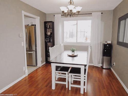 17 Oceanic Drive, Hamilton, ON - Indoor Photo Showing Dining Room