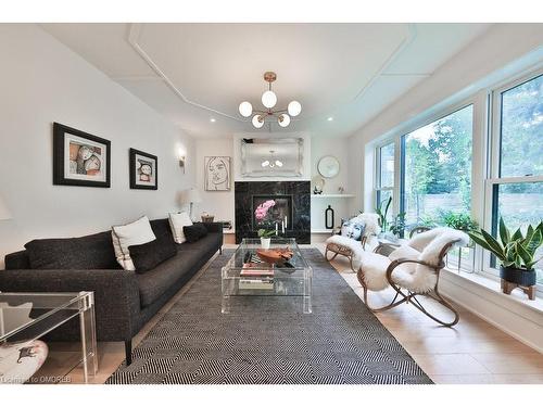 200 Chartwell Road, Oakville, ON - Indoor Photo Showing Living Room With Fireplace