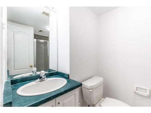 31-1905 Broad Hollow Gate, Mississauga, ON - Indoor Photo Showing Bathroom