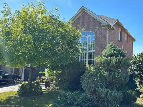 3082 Scotscraig Crescent, Oakville, ON - Outdoor