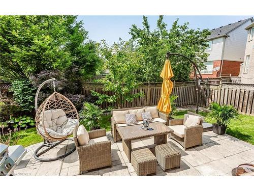 3082 Scotscraig Crescent, Oakville, ON - Outdoor