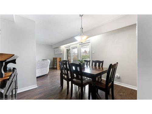 193 Memorial Drive, Brantford, ON - Indoor Photo Showing Dining Room