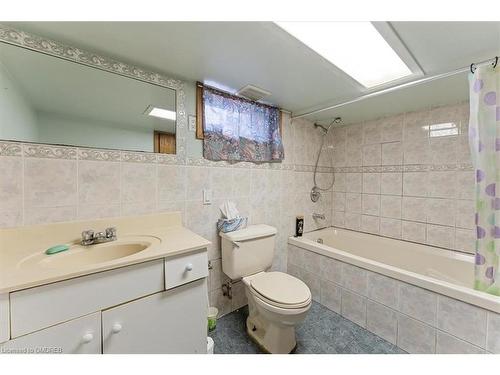 63 Ward Street, Toronto, ON - Indoor Photo Showing Bathroom