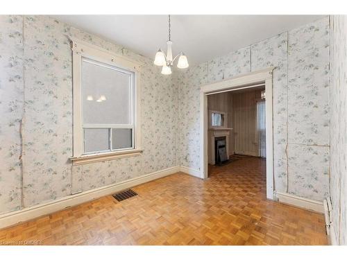 63 Ward Street, Toronto, ON - Indoor Photo Showing Other Room