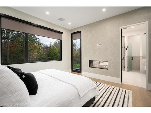 112 Elton Park Road, Oakville, ON - Indoor Photo Showing Bedroom With Fireplace