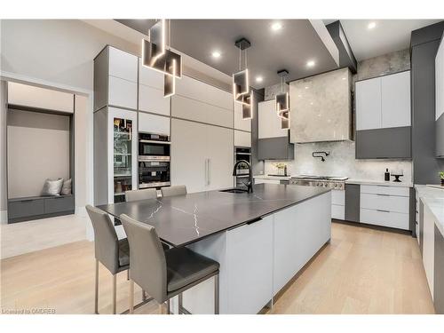 112 Elton Park Road, Oakville, ON - Indoor Photo Showing Kitchen With Double Sink