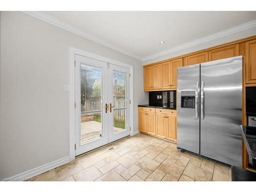 60 River Glen Boulevard, Oakville, ON - Indoor Photo Showing Kitchen