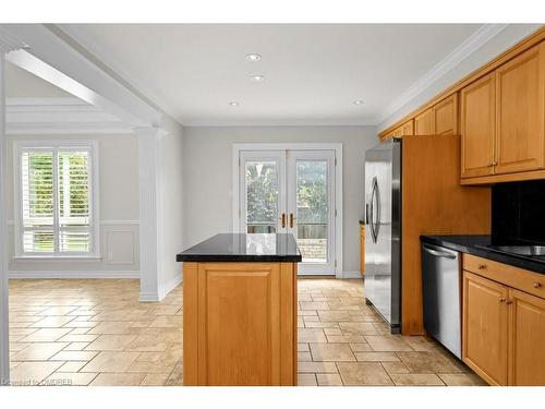 60 River Glen Boulevard, Oakville, ON - Indoor Photo Showing Kitchen