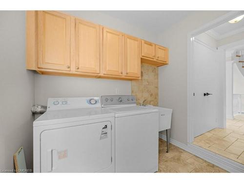 60 River Glen Boulevard, Oakville, ON - Indoor Photo Showing Laundry Room