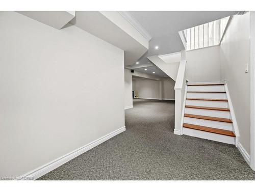 60 River Glen Boulevard, Oakville, ON - Indoor Photo Showing Other Room