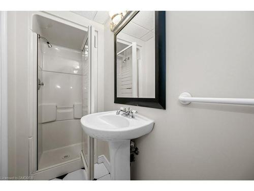 60 River Glen Boulevard, Oakville, ON - Indoor Photo Showing Bathroom