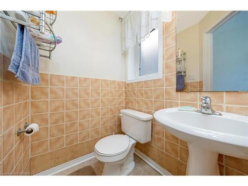 28 Eagleview Way, Georgetown, ON - Indoor Photo Showing Bathroom