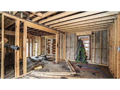 355 Hamilton Road, London, ON - Indoor Photo Showing Basement