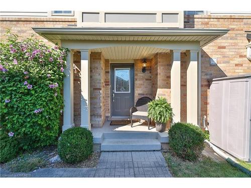 2432 Baintree Crescent, Oakville, ON - Outdoor